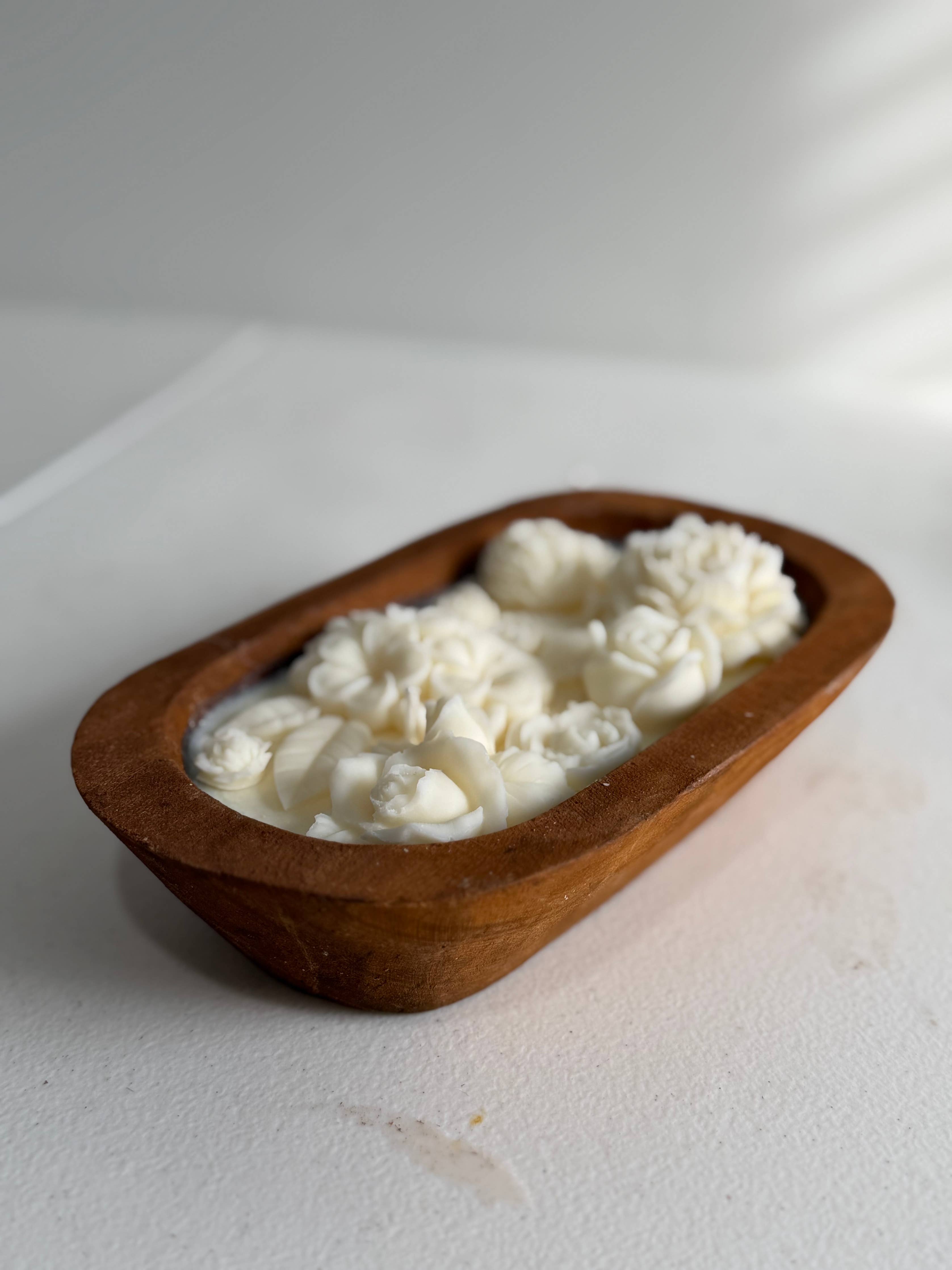 White Flowers Dough Bowl 15 oz - Love Spell