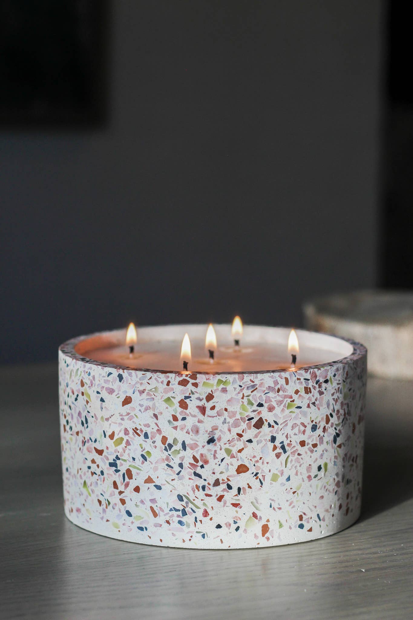 Chara Candle (46 oz) - Coffee Table Large Soy Candle: Amber & Absinthe