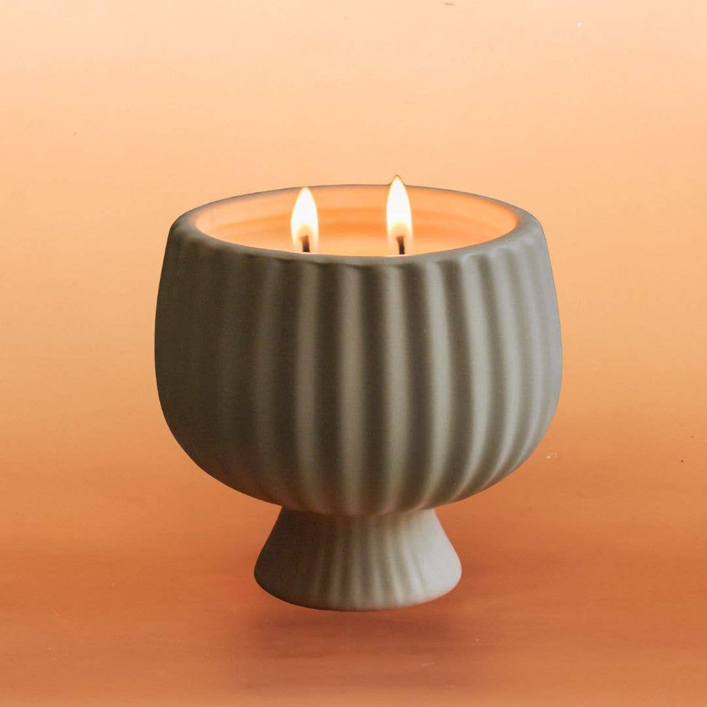 Stella (16 oz) - non toxic soy candle, planter, top gift: Grapefruit Ginger