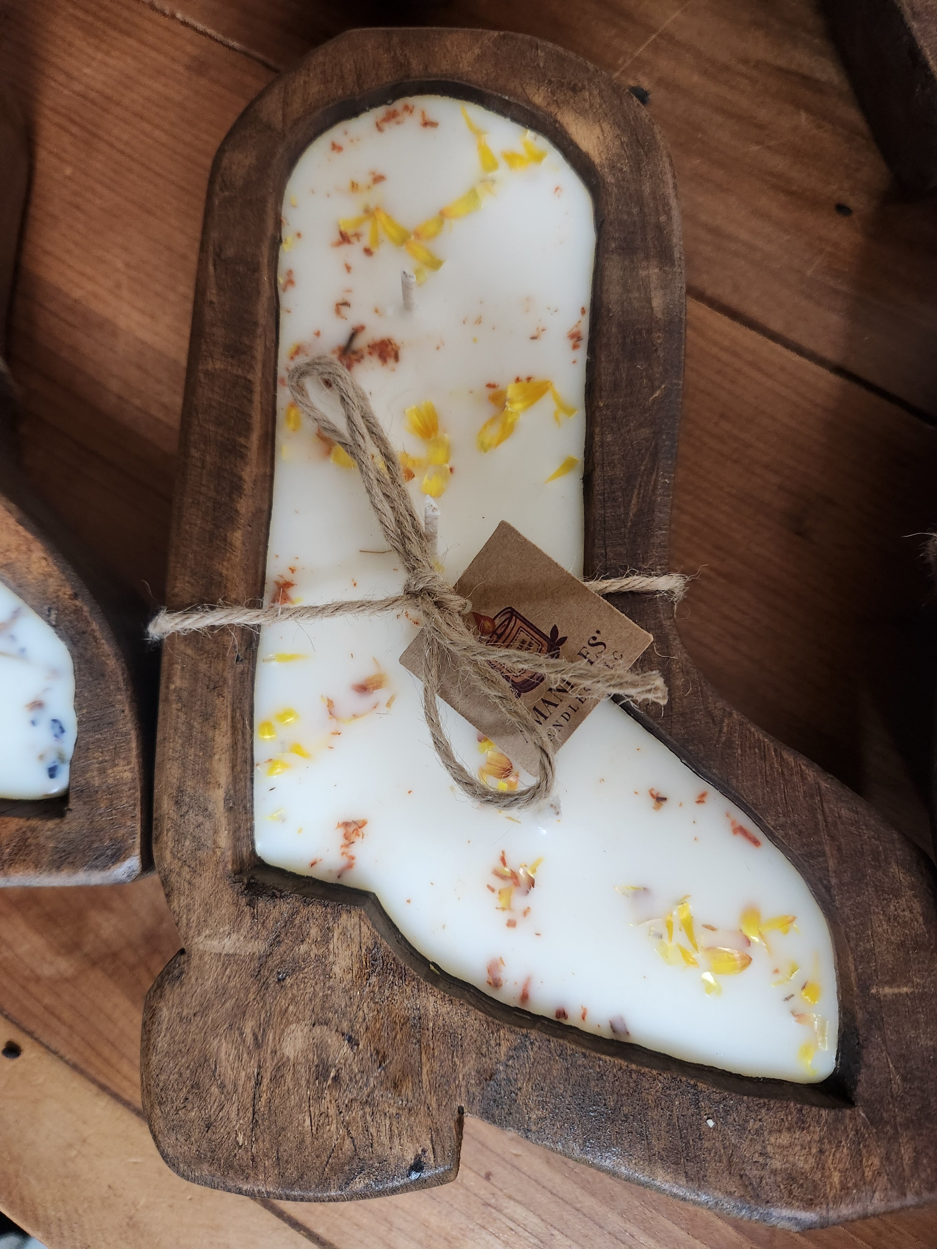Egyptian Amber with Coco Blossom 🌸🥭 ♥️ Wooden Dough Bowl Boot Candle