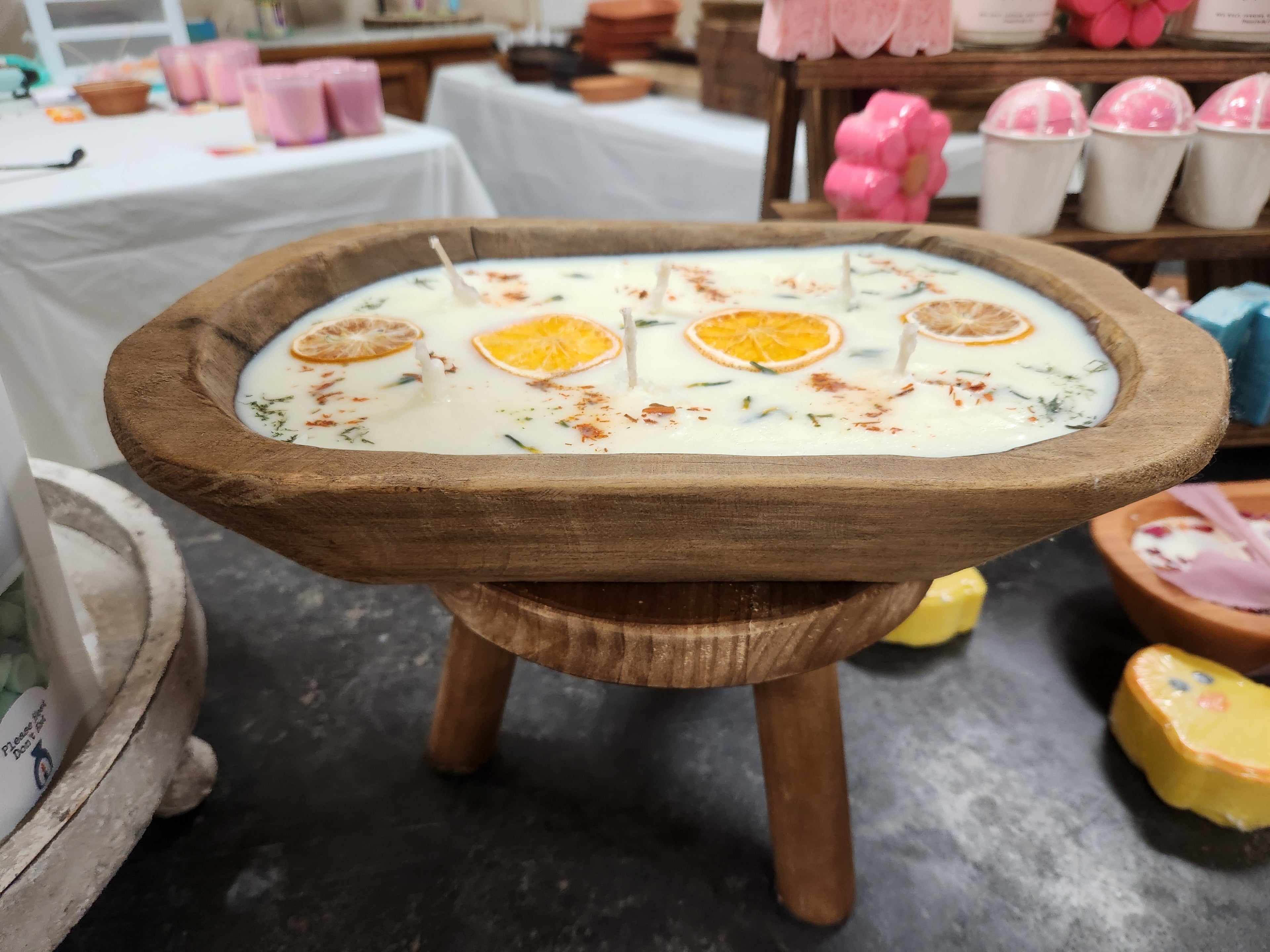 42oz Red Currant Wooden Dough Bowl Candle