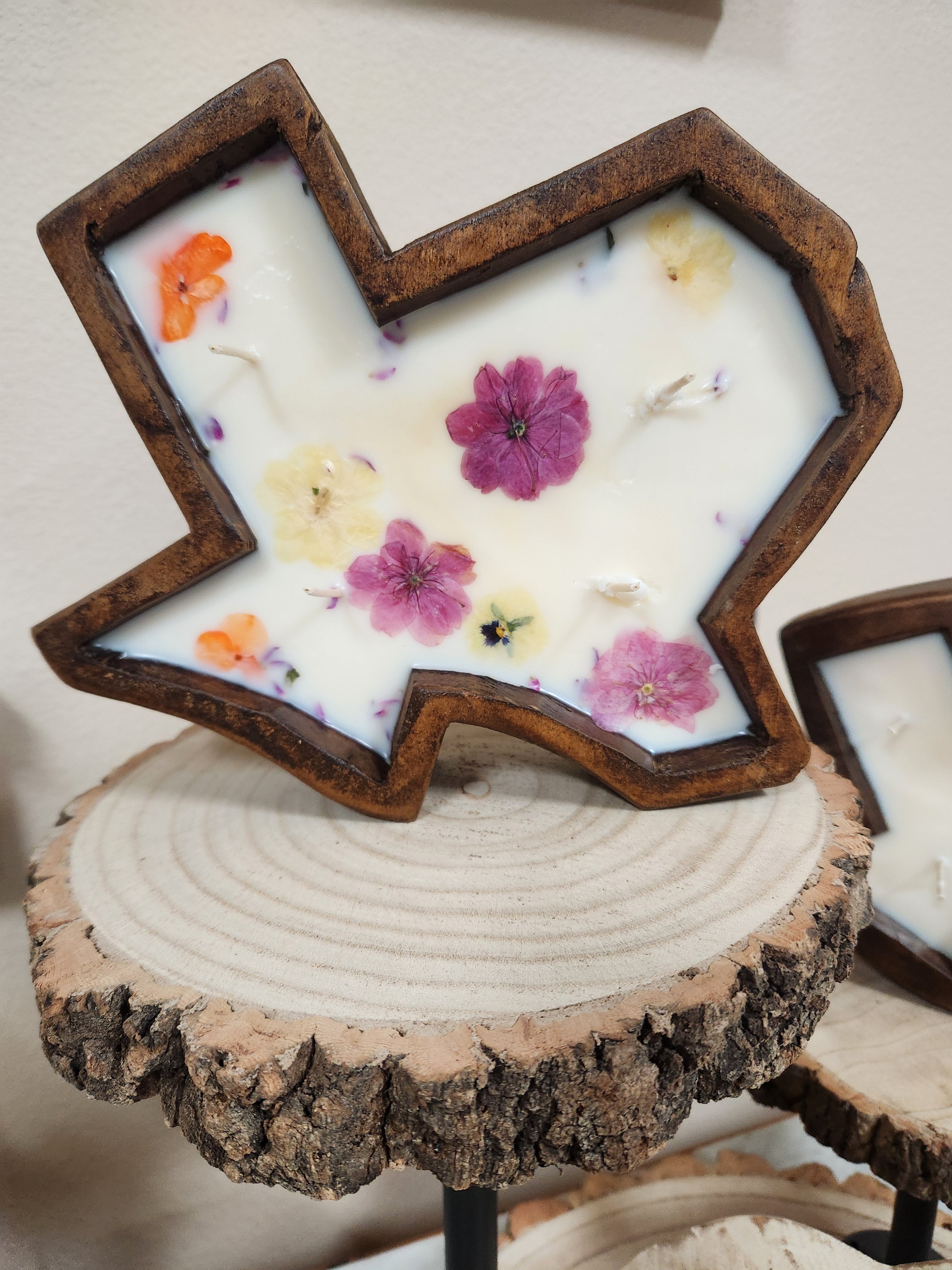Texas Wooden Dough Bowl Scent- Hibiscus Rain Forest
